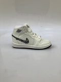 0105JO17 JORDAN TENIS DE BOTA PARA NIÑO COLOR BLANCO BLANCO NEGRO