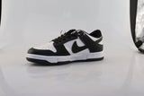 3030NI5 NIKE TENIS PARA JOVEN COLOR BLANCO NEGRO BORDADO DE AVE