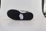 3030NI5 NIKE TENIS PARA JOVEN COLOR BLANCO NEGRO BORDADO DE AVE