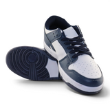 Tenis Nike para joven de Su Favorita en color blanco y azul marino con diseño urbano y suela de goma