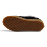 Tenis de skate juveniles Su Favorita en color negro con suela de goma color ámbar y patrón de agarre clásico