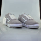 5000VA7 VANS TENIS CASUALES PARA HOMBRE COLOR GRIS DAKAR GRIS