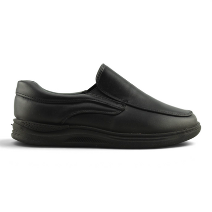 Zapatos escolares negros Su Favorita para joven con diseño slip-on, suela flexible y resistente para uso diario.